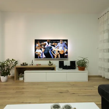 Marel Apartment *